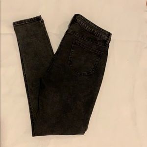 Black Skinny Jeans